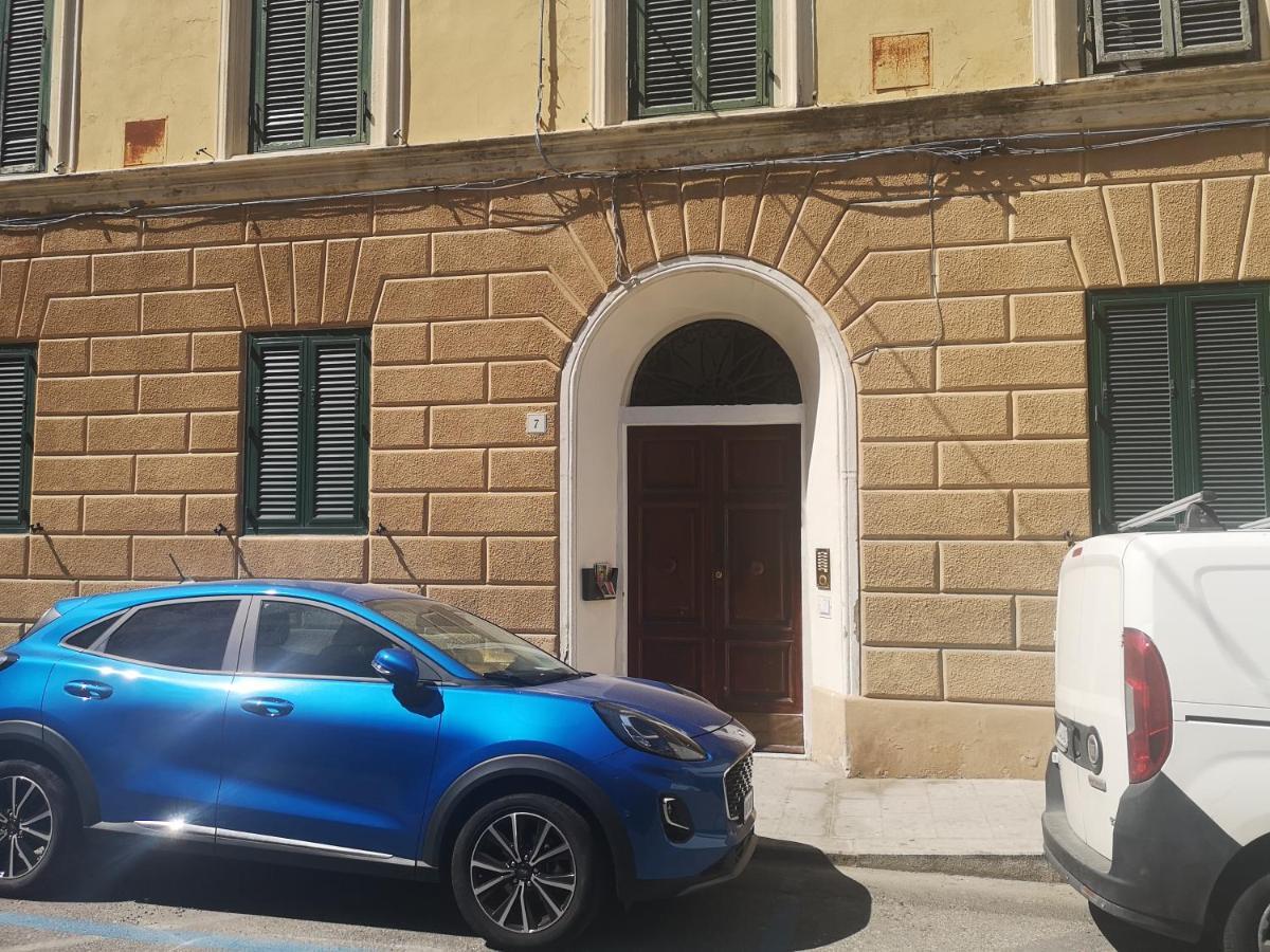 Porta A Mare, Free Parking Apartment Livorno Exterior foto